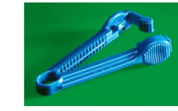 STRINGITUBO PER CATETERE. LUNGHEZZA 6CM. - Farmasanitas 